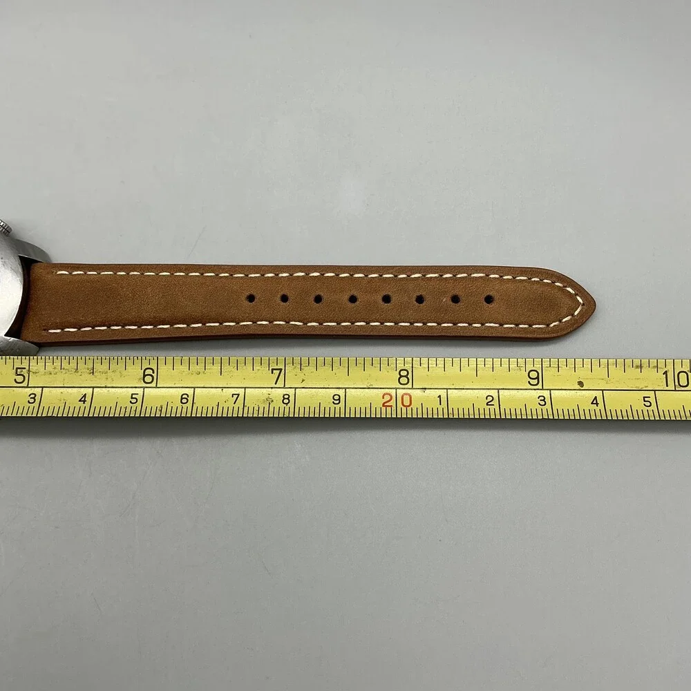 Victorinox Swiss Army V7-00 Mens Watch 37mm Yellow Dial Leather New Battery